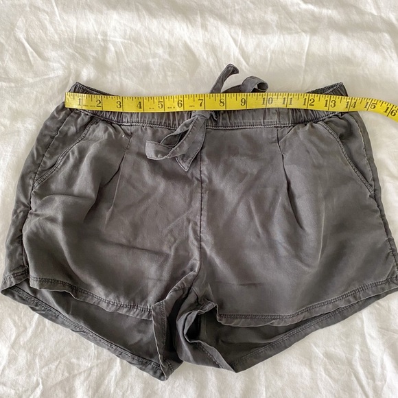 2/$40💜 CLOSET CLEAN OUT: Aerie relaxed shorts - Picture 5 of 6